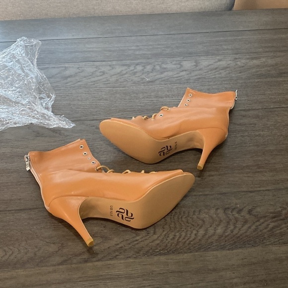 NWT BURJU Sofiya Nude Open Toe Lace Up Ankle Boots | Size 10.5 - Picture 4 of 9